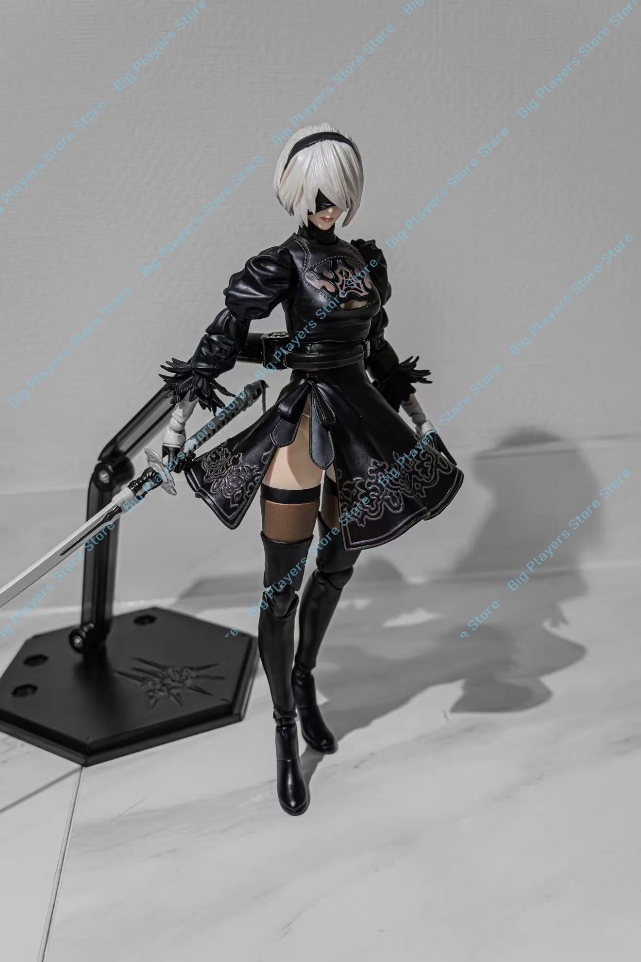 In Stock PLAY ARTS Kai NieR: A - Model Kit Nier Automata recension och pris